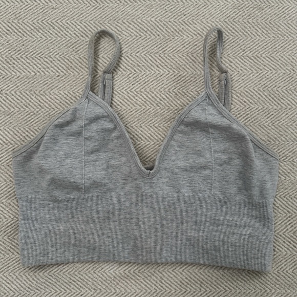Alo Yoga Delight Bralette - Picture 10 of 12